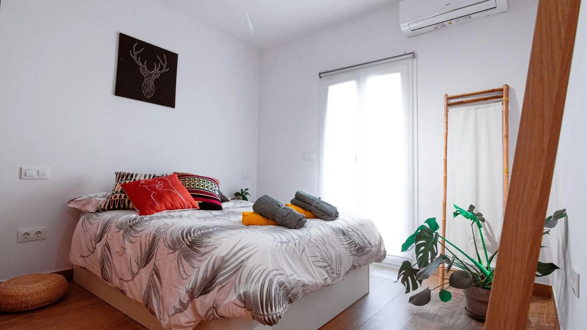 Apartamento Edomus Feria Y Flamenco Sevilla 0*,  España